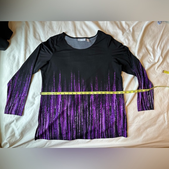 Susan Graver Blouse - Picture 1 of 3